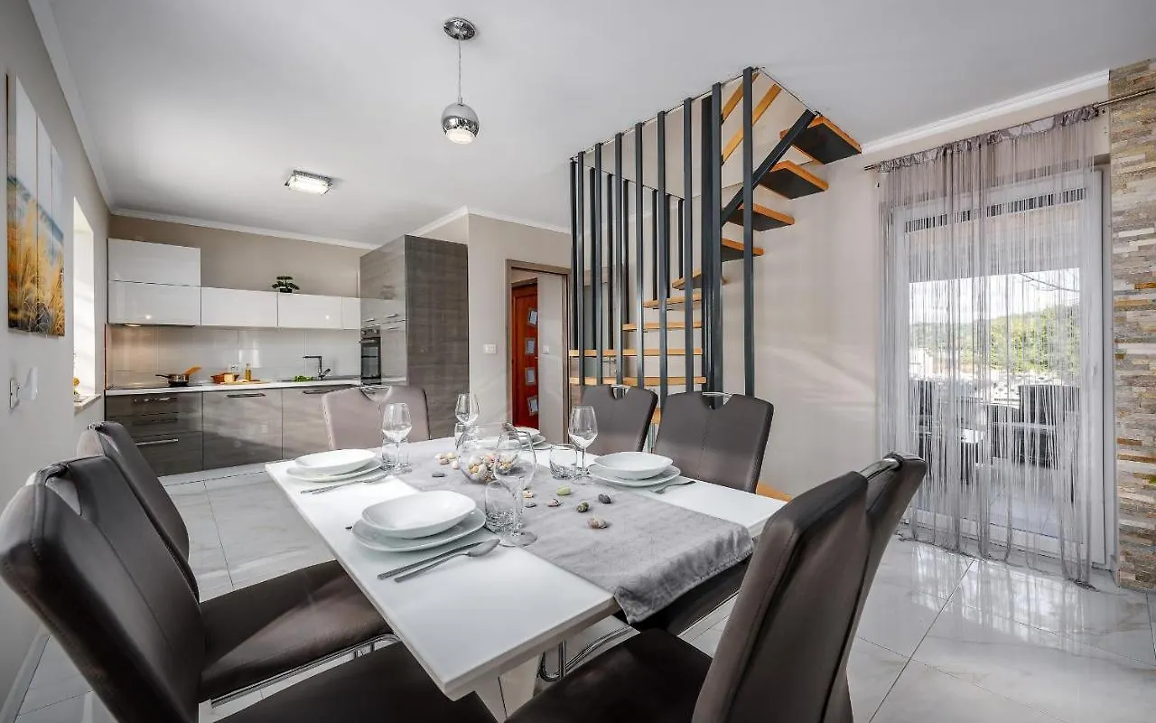 Apartman Giovi Pazin 0*,  Chorwacja